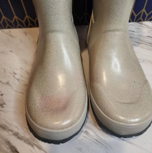 BOGS Kids Rubber Waterproof Rain Boot - Picture 5 of 11